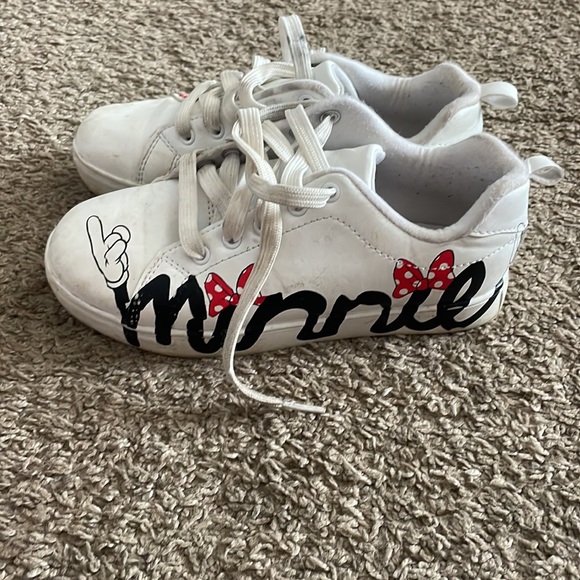 Minnie shoes - Picture 2 of 3